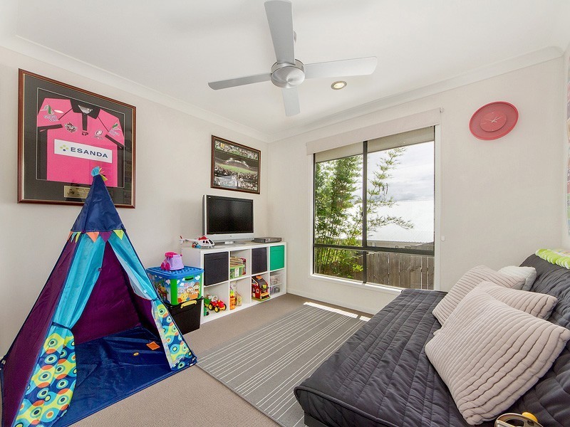 13 Golden Grove Boulevard, Reedy Creek QLD 4227