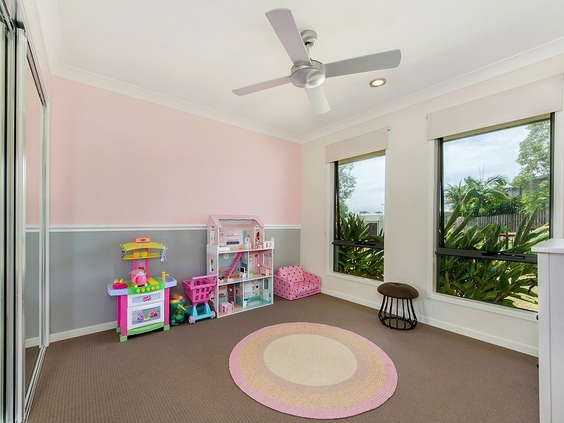 13 Golden Grove Boulevard, Reedy Creek QLD 4227