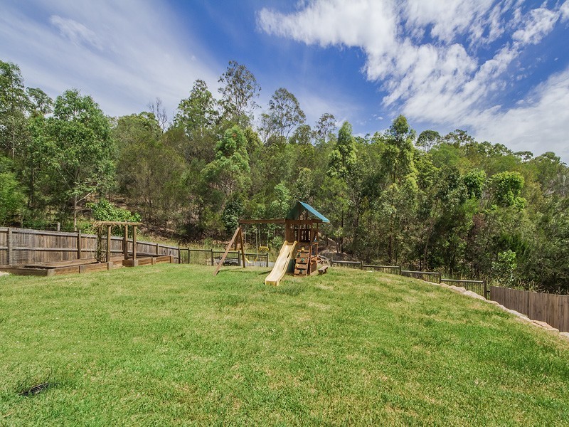13 Golden Grove Boulevard, Reedy Creek QLD 4227