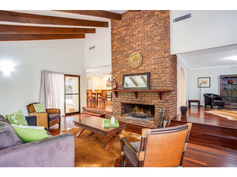 12 Winderadeen Court, Nerang QLD 4211