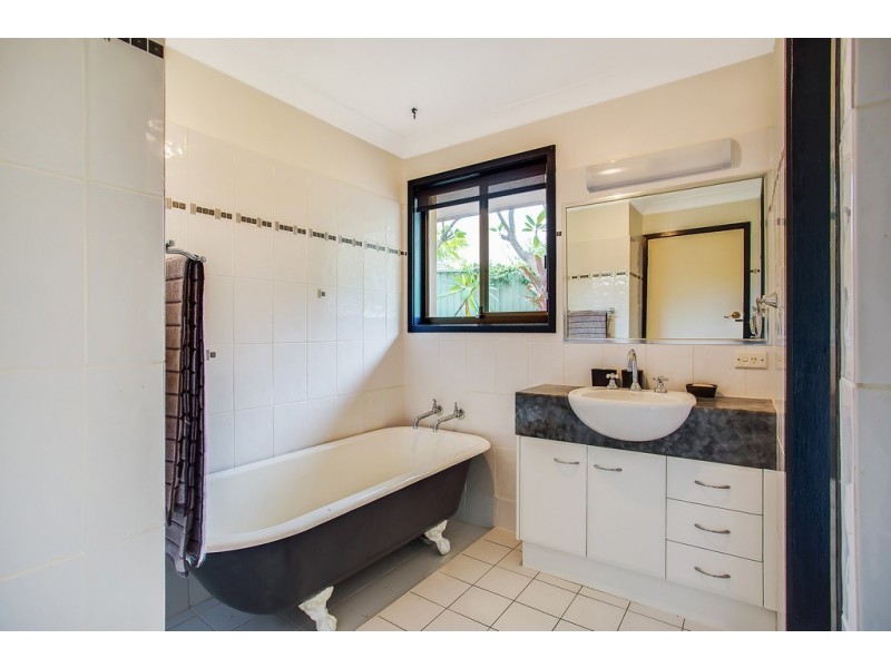 12 Winderadeen Court, Nerang QLD 4211