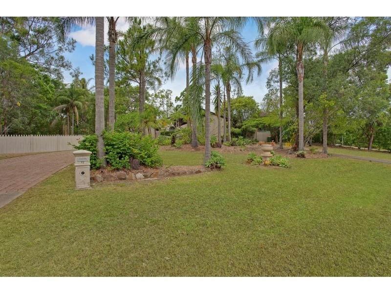12 Winderadeen Court, Nerang QLD 4211