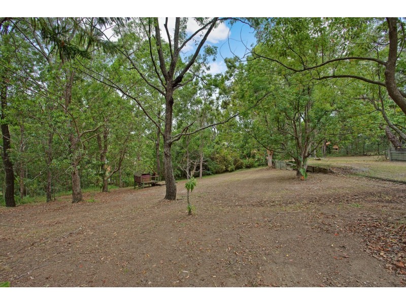 12 Winderadeen Court, Nerang QLD 4211