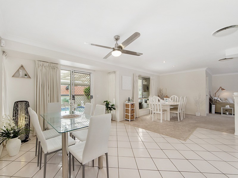 150 Glen Eagles Drive, Robina QLD 4226