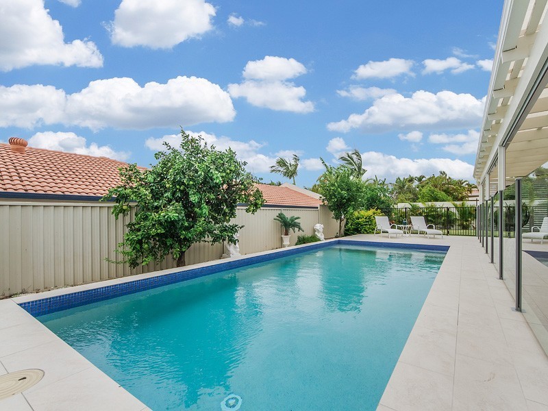 150 Glen Eagles Drive, Robina QLD 4226
