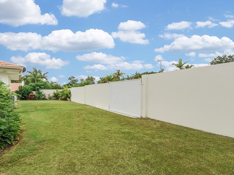 150 Glen Eagles Drive, Robina QLD 4226