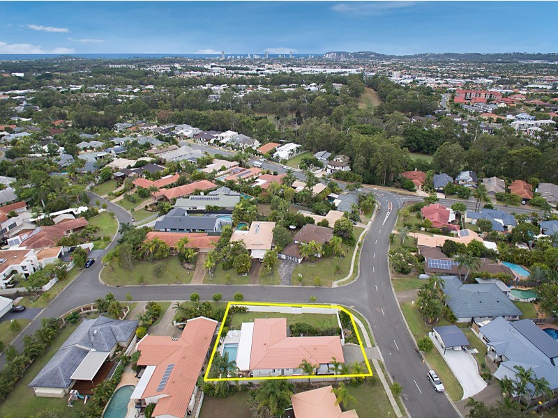 150 Glen Eagles Drive, Robina QLD 4226