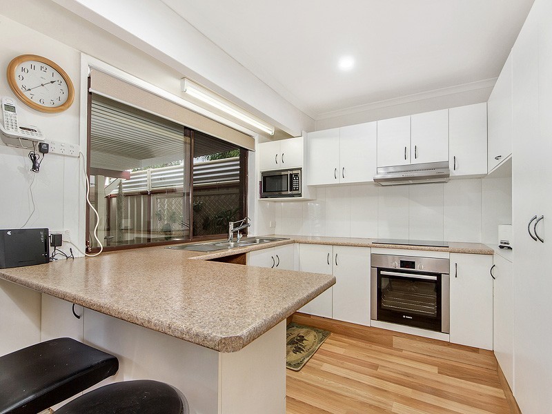 1/5 Wirth Terrace, Highland Park QLD 4211