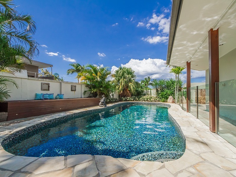 7 Witt Avenue, Carrara QLD 4211