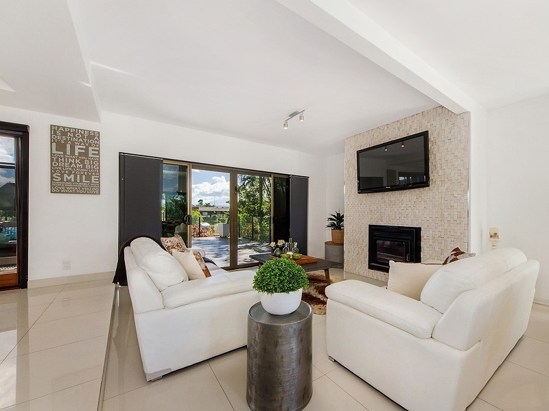 7 Witt Avenue, Carrara QLD 4211