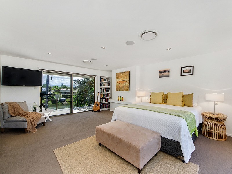 7 Witt Avenue, Carrara QLD 4211