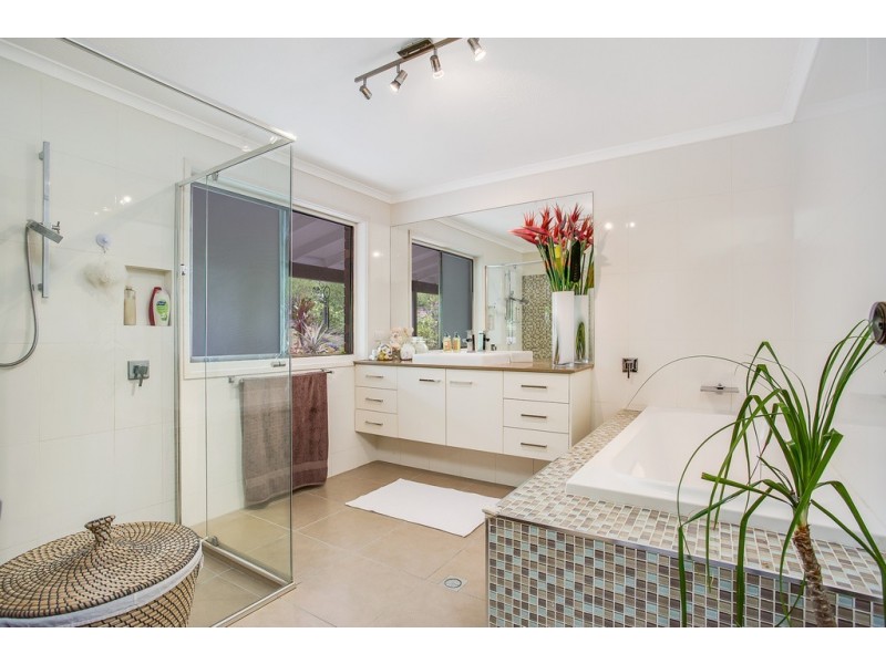 11 Narrabundah Street, Mudgeeraba QLD 4213