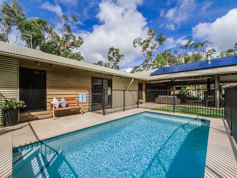 10 Tahlia Court, Bonogin QLD 4213