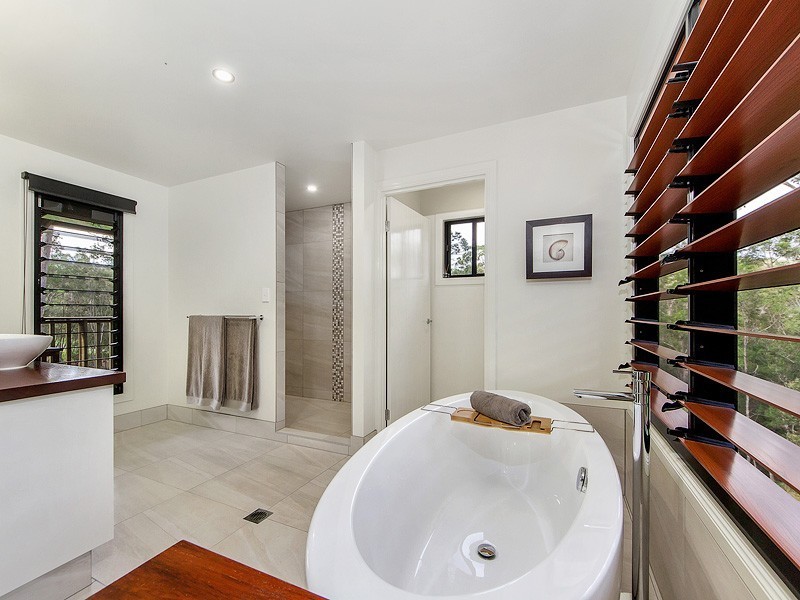 10 Tahlia Court, Bonogin QLD 4213