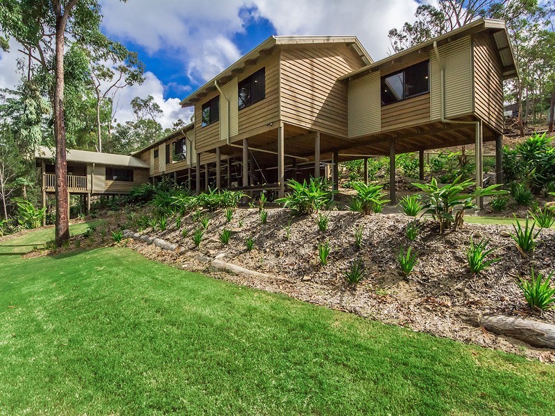 10 Tahlia Court, Bonogin QLD 4213