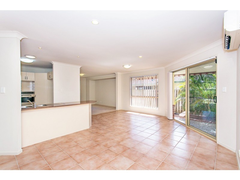 5 Lacie Court, Mudgeeraba QLD 4213