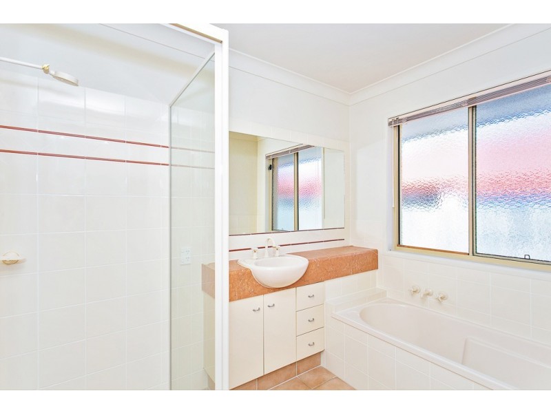 5 Lacie Court, Mudgeeraba QLD 4213