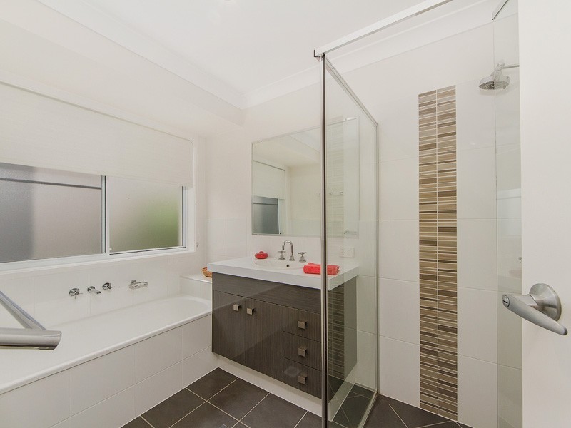 12 Panorama Drive, Reedy Creek QLD 4227