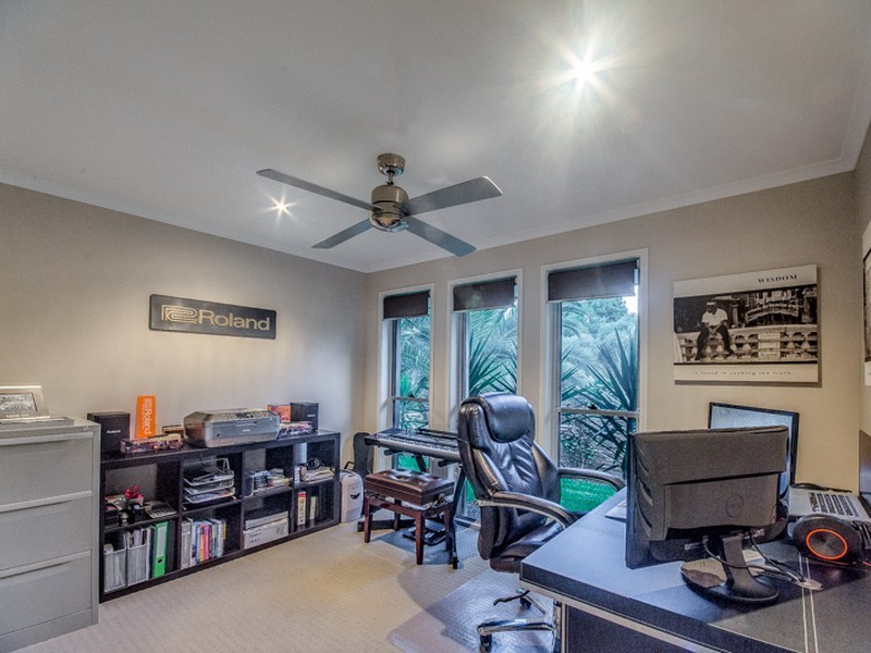 37 York Creek Crescent, Reedy Creek QLD 4227