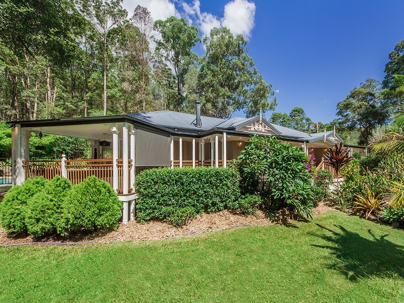 25 Kamala Court, Bonogin QLD 4213