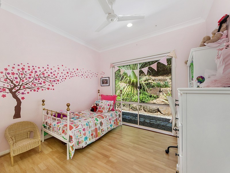 25 Kamala Court, Bonogin QLD 4213