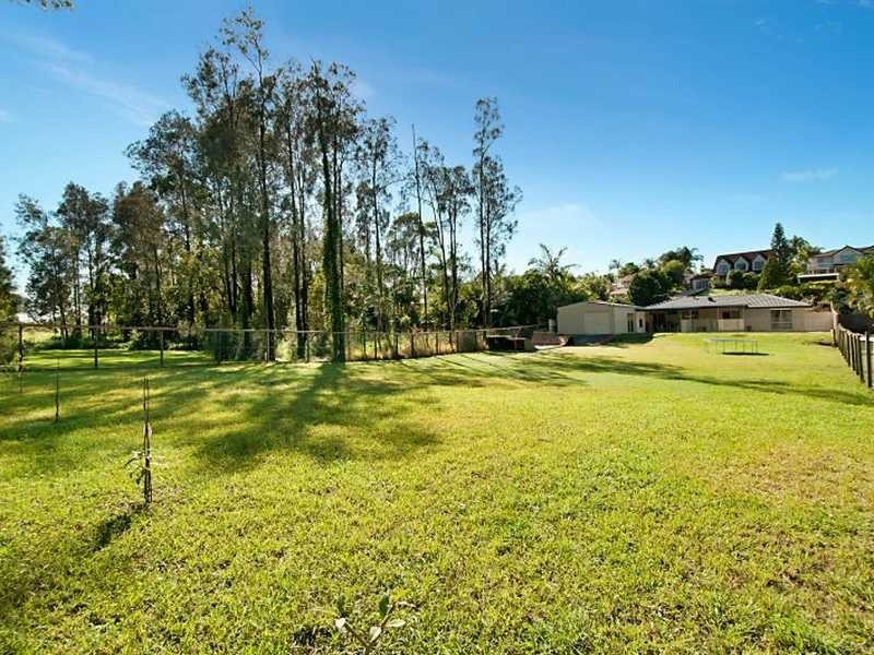 28 Tobermory Court, Merrimac QLD 4226