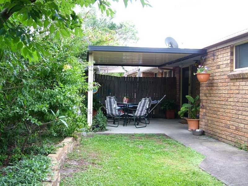 2/42 Village Way, Oxenford QLD 4210