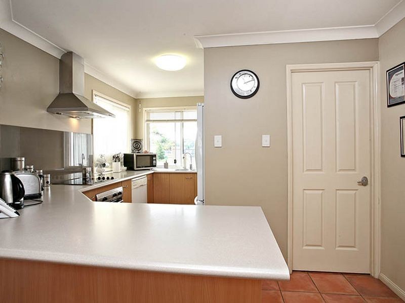 61 B Harrier Dr, Burleigh Waters QLD 4220