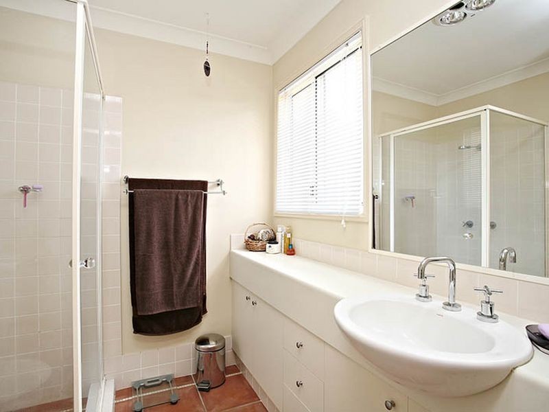 61 B Harrier Dr, Burleigh Waters QLD 4220