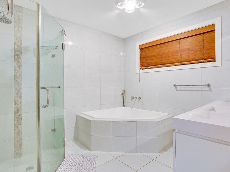 36 Moonbeam Parade, Mudgeeraba QLD 4213