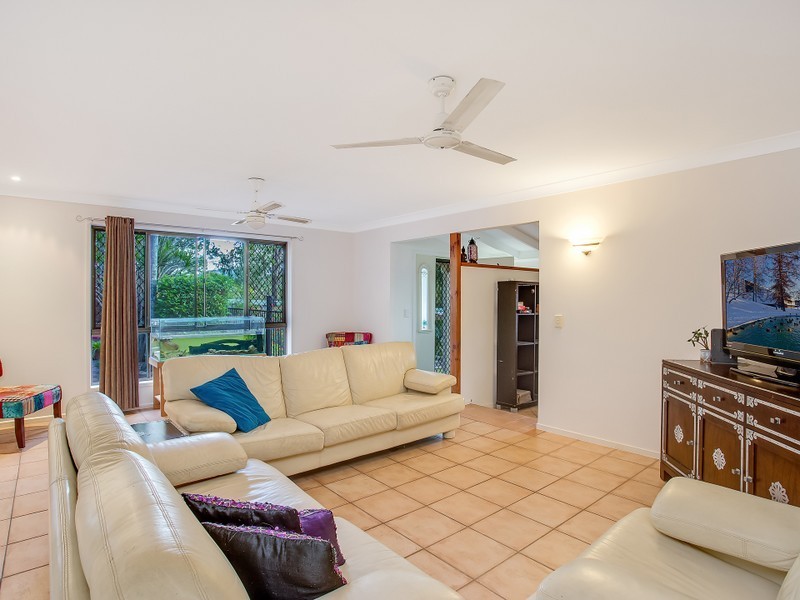 36 Moonbeam Parade, Mudgeeraba QLD 4213