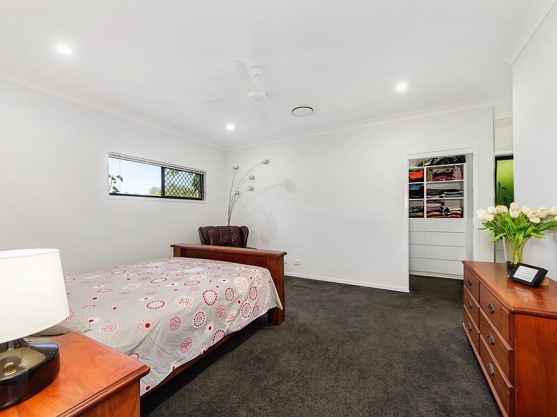 16 Panorama Drive, Reedy Creek QLD 4227