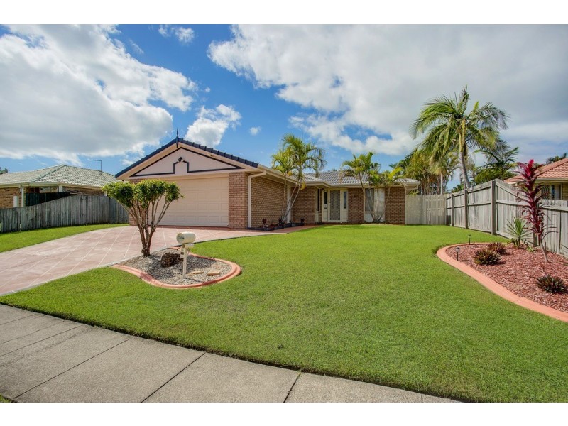 37 Warbler Parade, Varsity Lakes QLD 4227