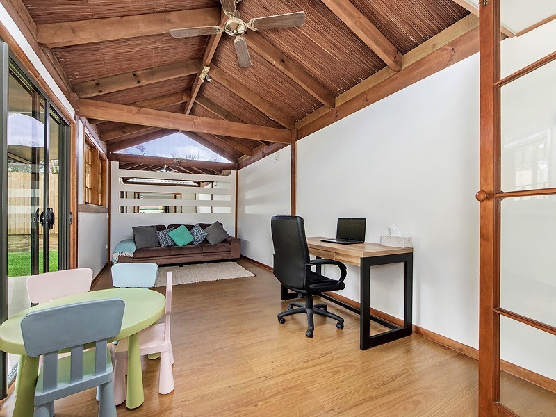 11 Mallawa Drive, Palm Beach QLD 4221