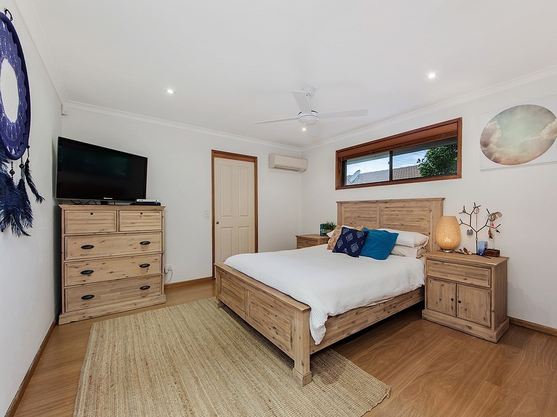 11 Mallawa Drive, Palm Beach QLD 4221