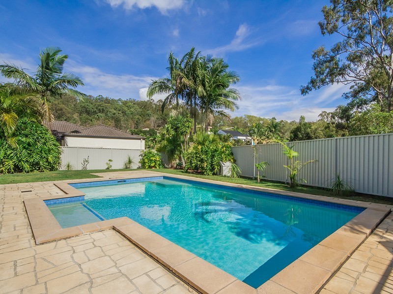 1 Coffeebush Court, Reedy Creek QLD 4227