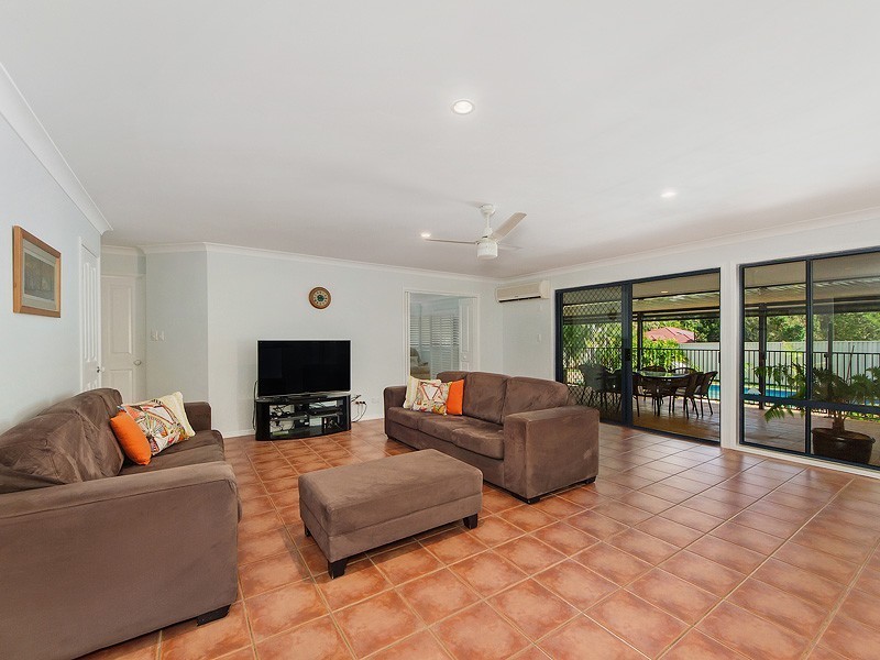 1 Coffeebush Court, Reedy Creek QLD 4227
