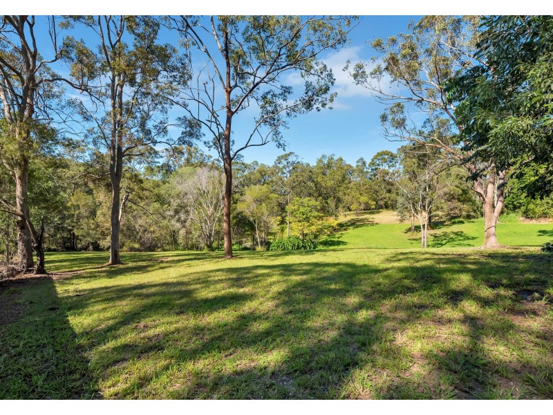 42 Bonogin Road, Mudgeeraba QLD 4213