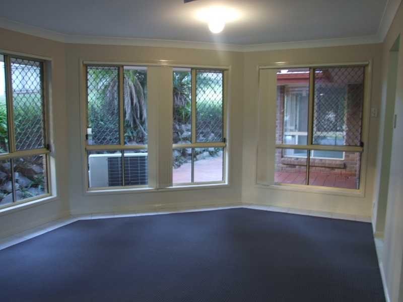 6 Burke Crescent, Mudgeeraba QLD 4213