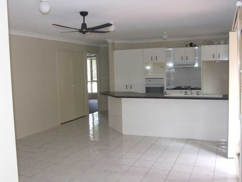 6 Burke Crescent, Mudgeeraba QLD 4213