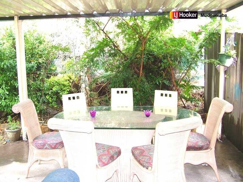 2/42 Village Way, Oxenford QLD 4210