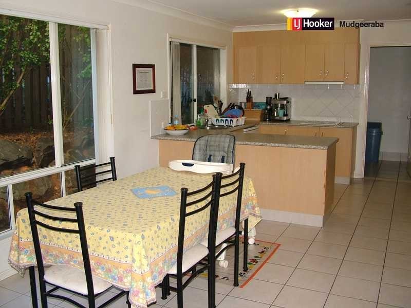 11 Hertford Crescent, Mudgeeraba QLD 4213