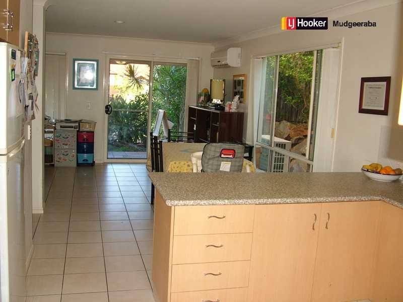11 Hertford Crescent, Mudgeeraba QLD 4213