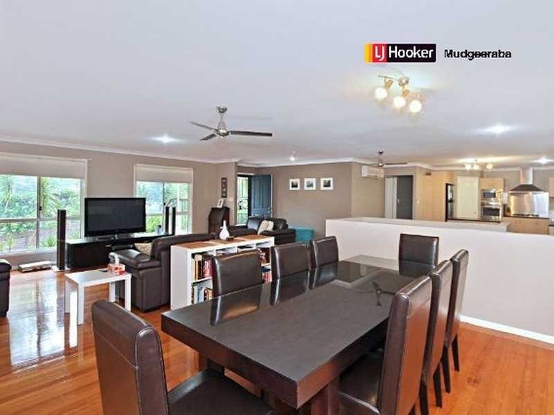 25 Lomatia Court, Bonogin QLD 4213