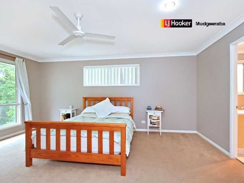 25 Lomatia Court, Bonogin QLD 4213