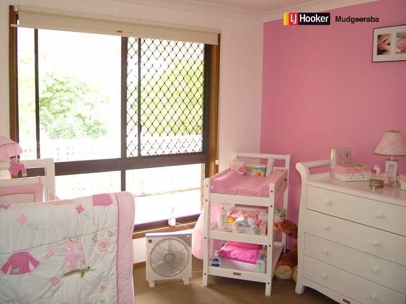 2 Sherwood Close, Mudgeeraba QLD 4213