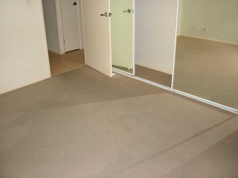 14 Buffalo Cres, Pacific Pines QLD 4211