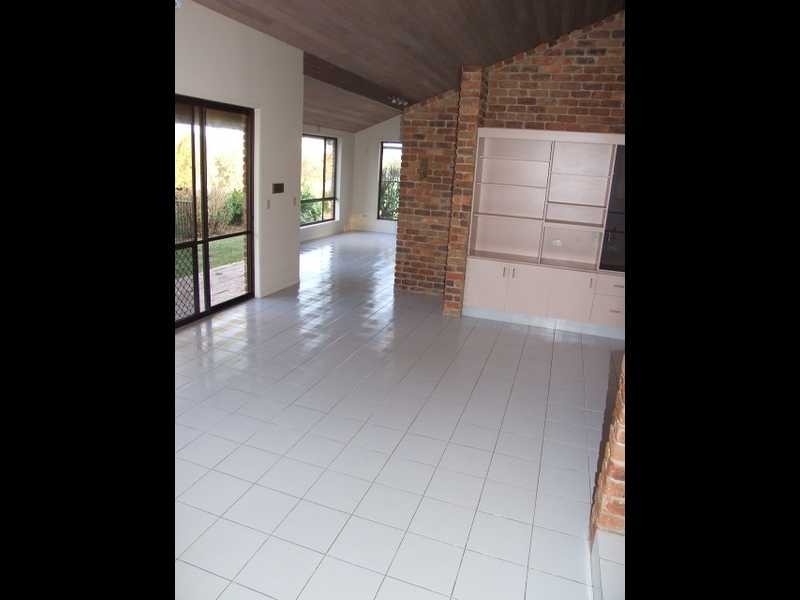 34 Tallai Road, Tallai QLD 4213