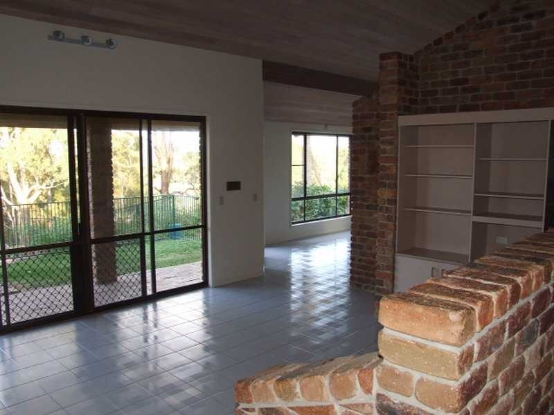 34 Tallai Road, Tallai QLD 4213