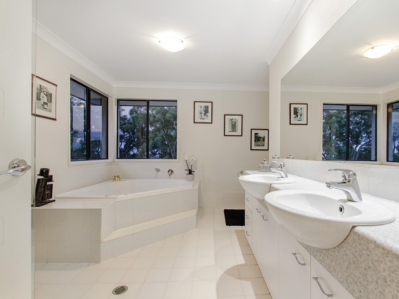 41 Coralcoast Drive, Tallai QLD 4213